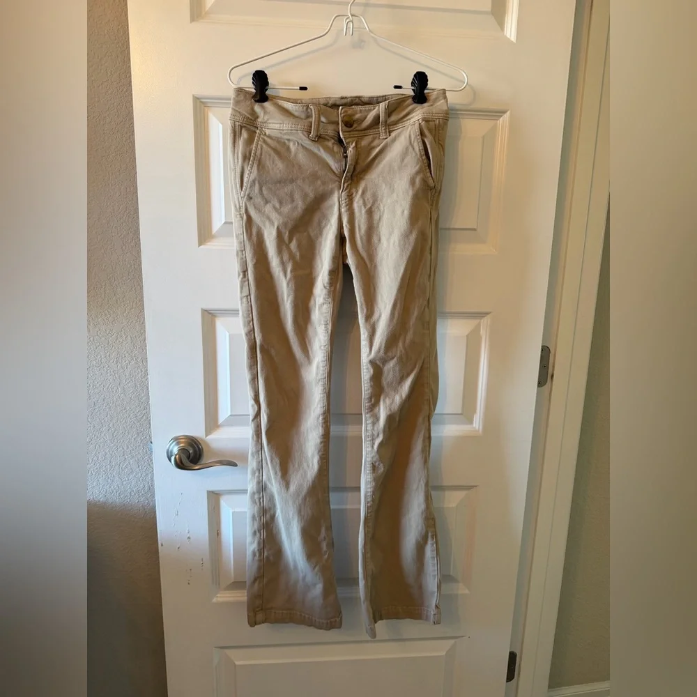 American Eagle Outfitters Khaki Kick Boot Pants - Picture 1 of 7
